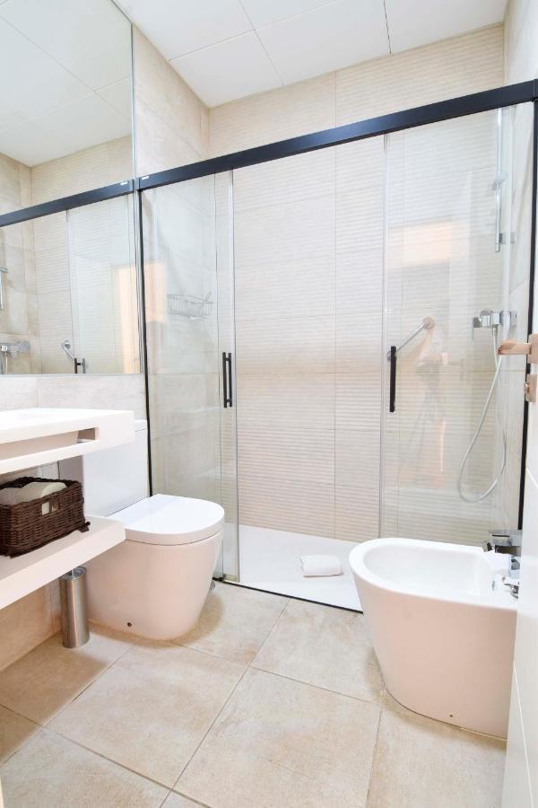 Letmalaga Plaza Del Teatro Premium Leilighet Eksteriør bilde