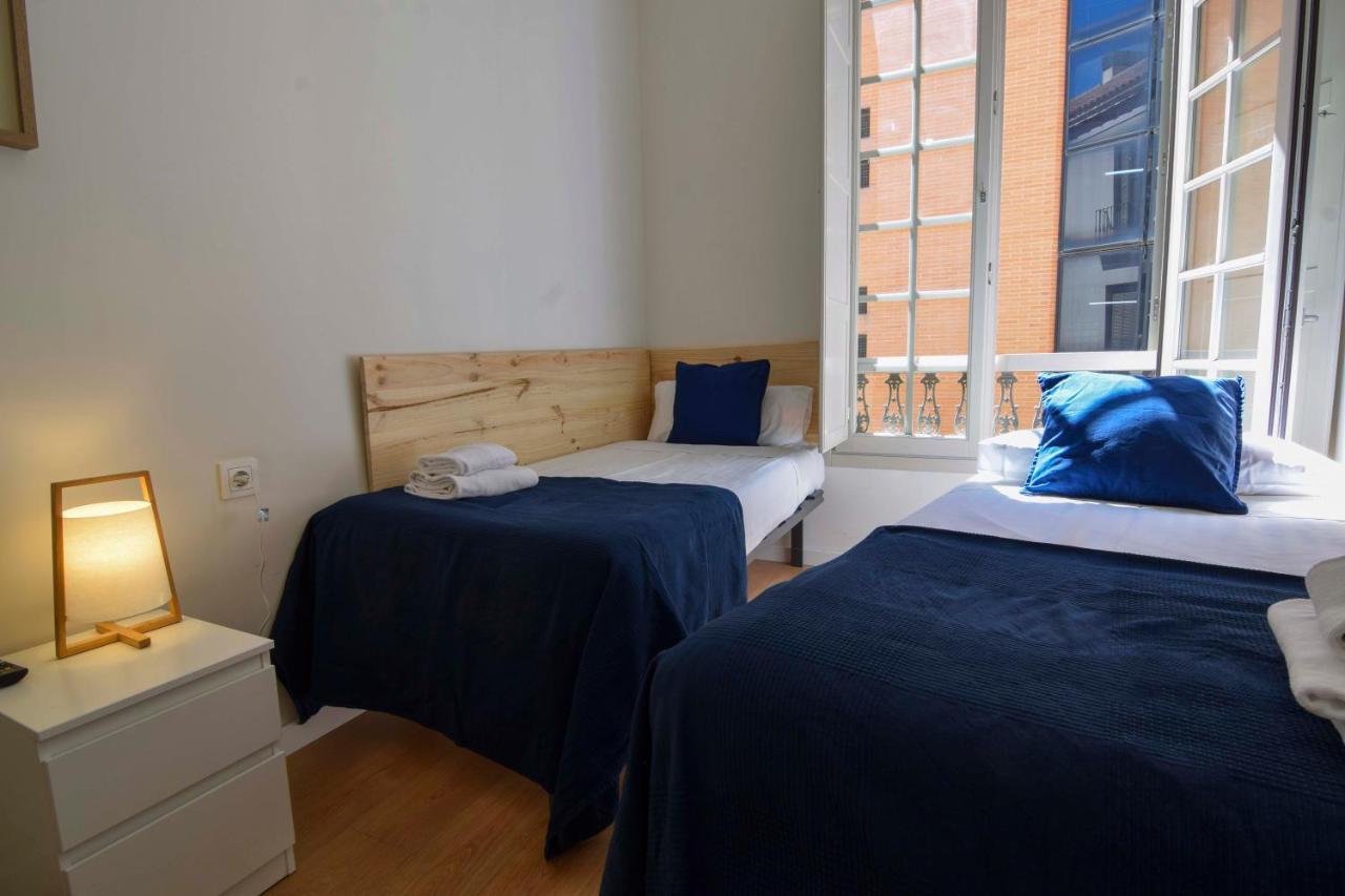 Letmalaga Plaza Del Teatro Premium Leilighet Eksteriør bilde